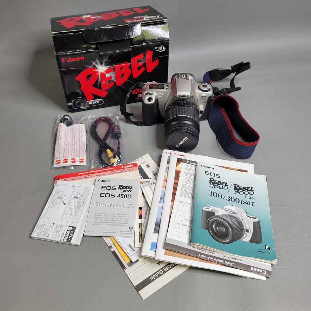 Canon EOS Rebel 2000 35mm SLR Film Camera with 28-80 mm lens Kit
